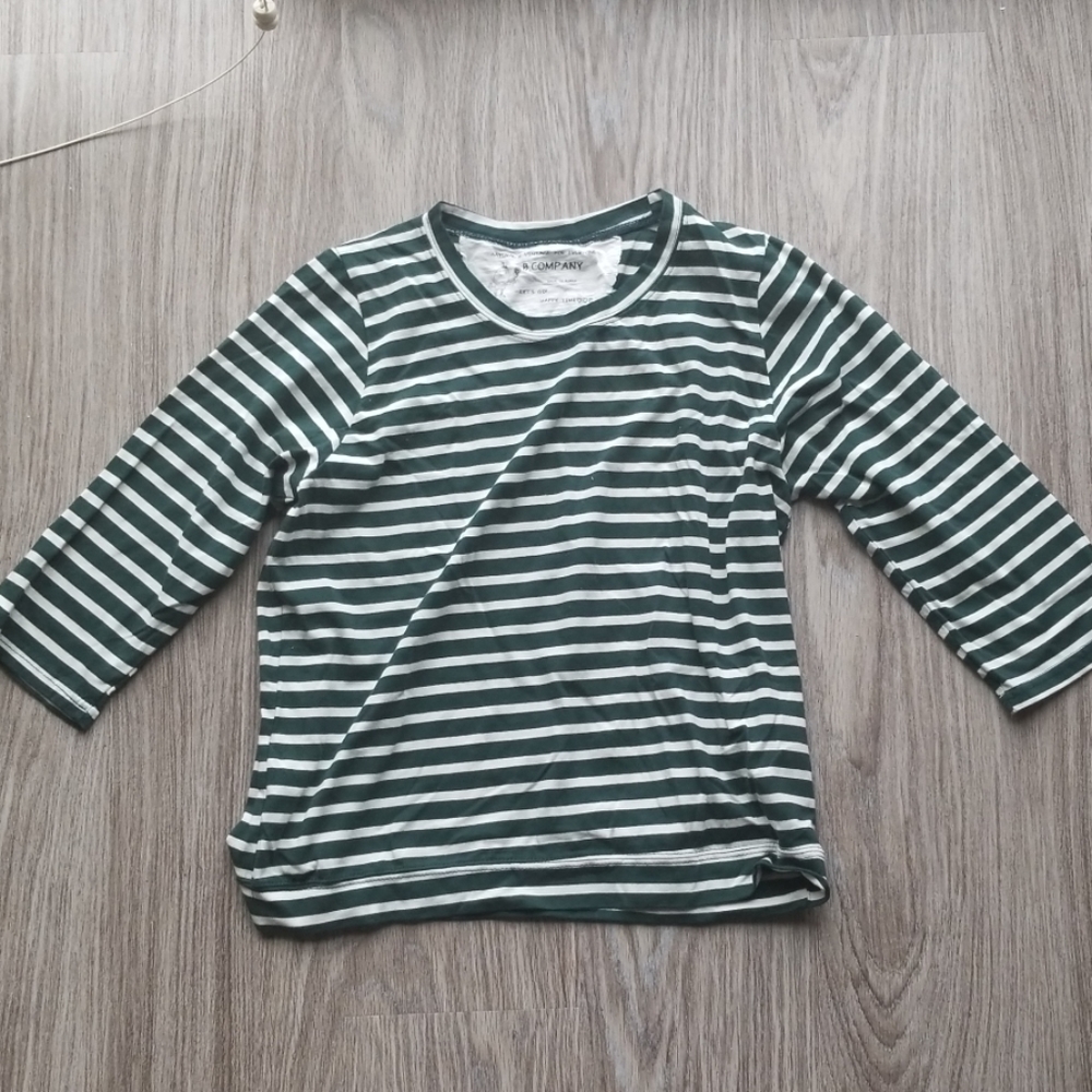Green Striped Mid-Sleeve Shirt